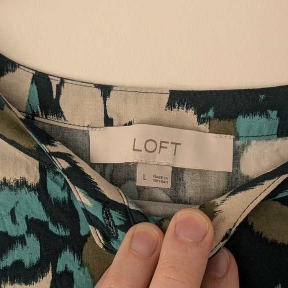 LOFT Floral Flowy Button Up Blouse Top Rayon Long Balloon Sleeve - Picture 2 of 9